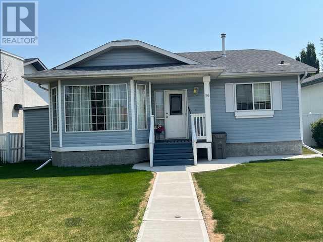 Property at 29 Allan Crescent image 2