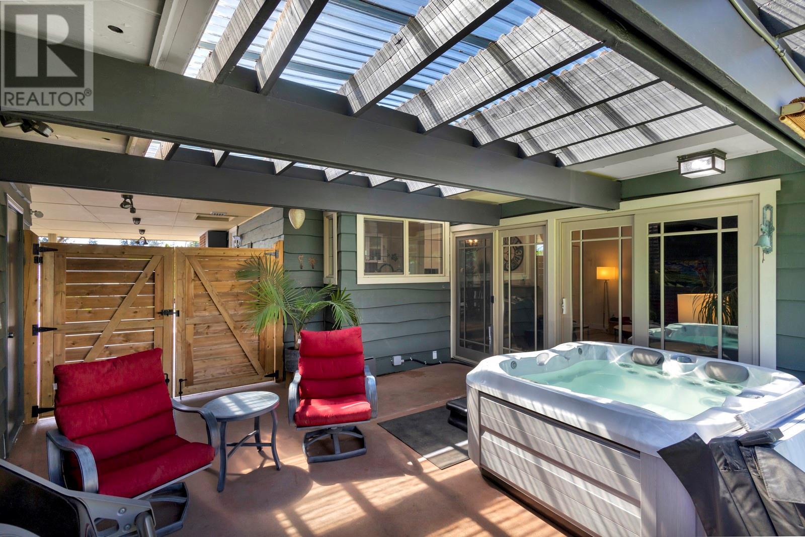 1123 Pinecrest Lane, Kelowna, British Columbia  V1Y 4L4 - Photo 17 - 10349736