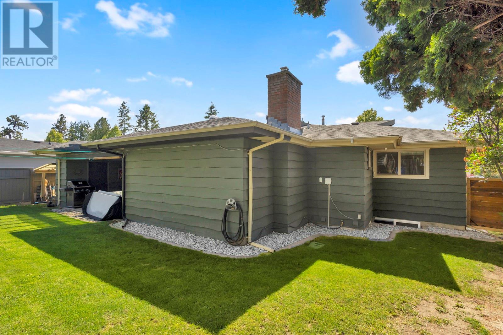 1123 Pinecrest Lane, Kelowna, British Columbia  V1Y 4L4 - Photo 50 - 10349736