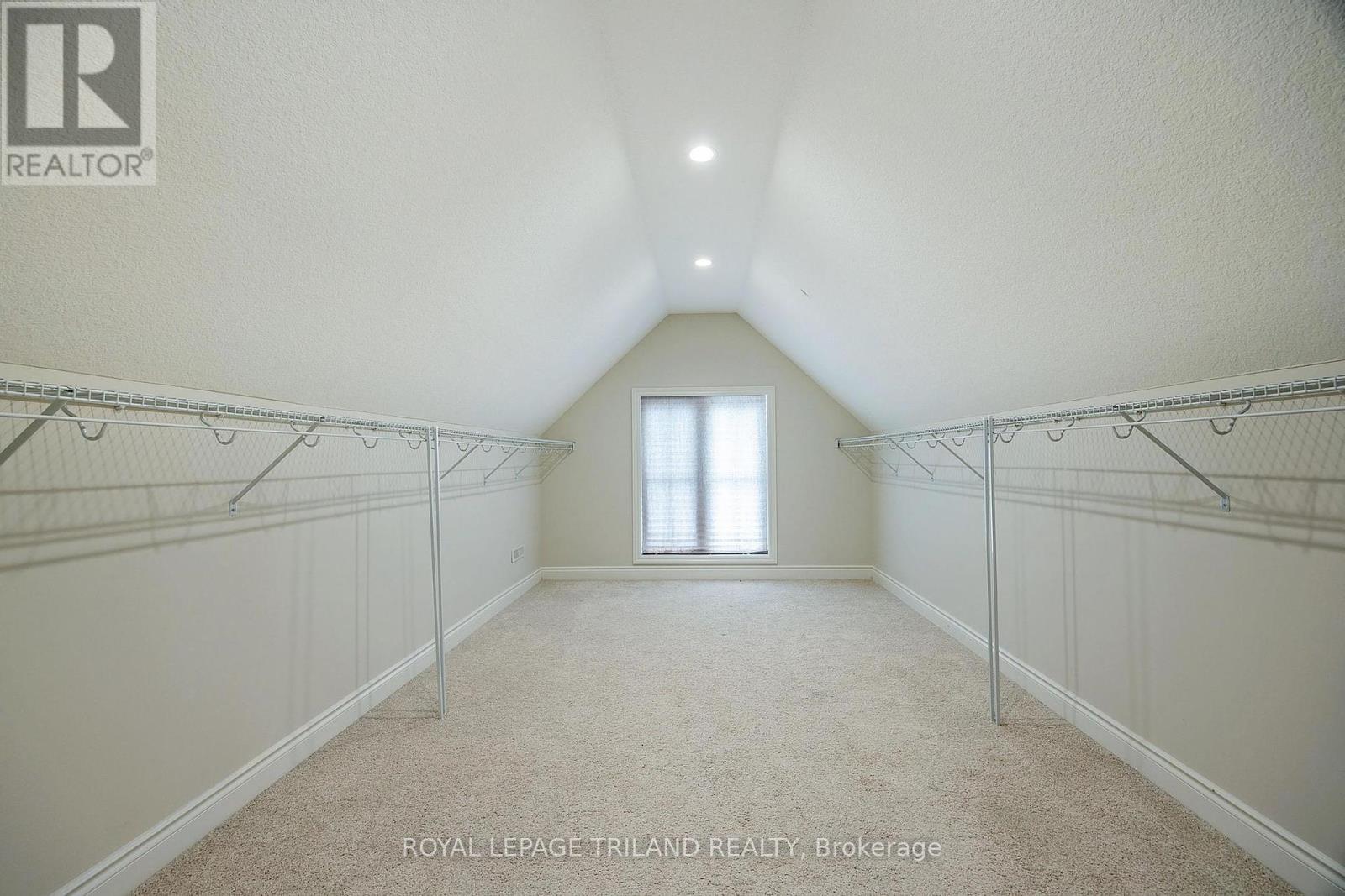 2005 Maddex Way, London North, Ontario  N5X 0M8 - Photo 42 - X12211208