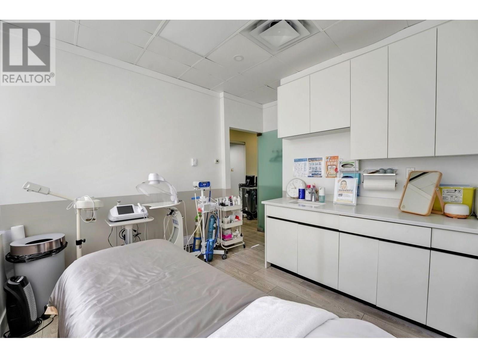240 7031 Westminster Highway, Richmond, British Columbia  V6X 1A3 - Photo 14 - C8069803