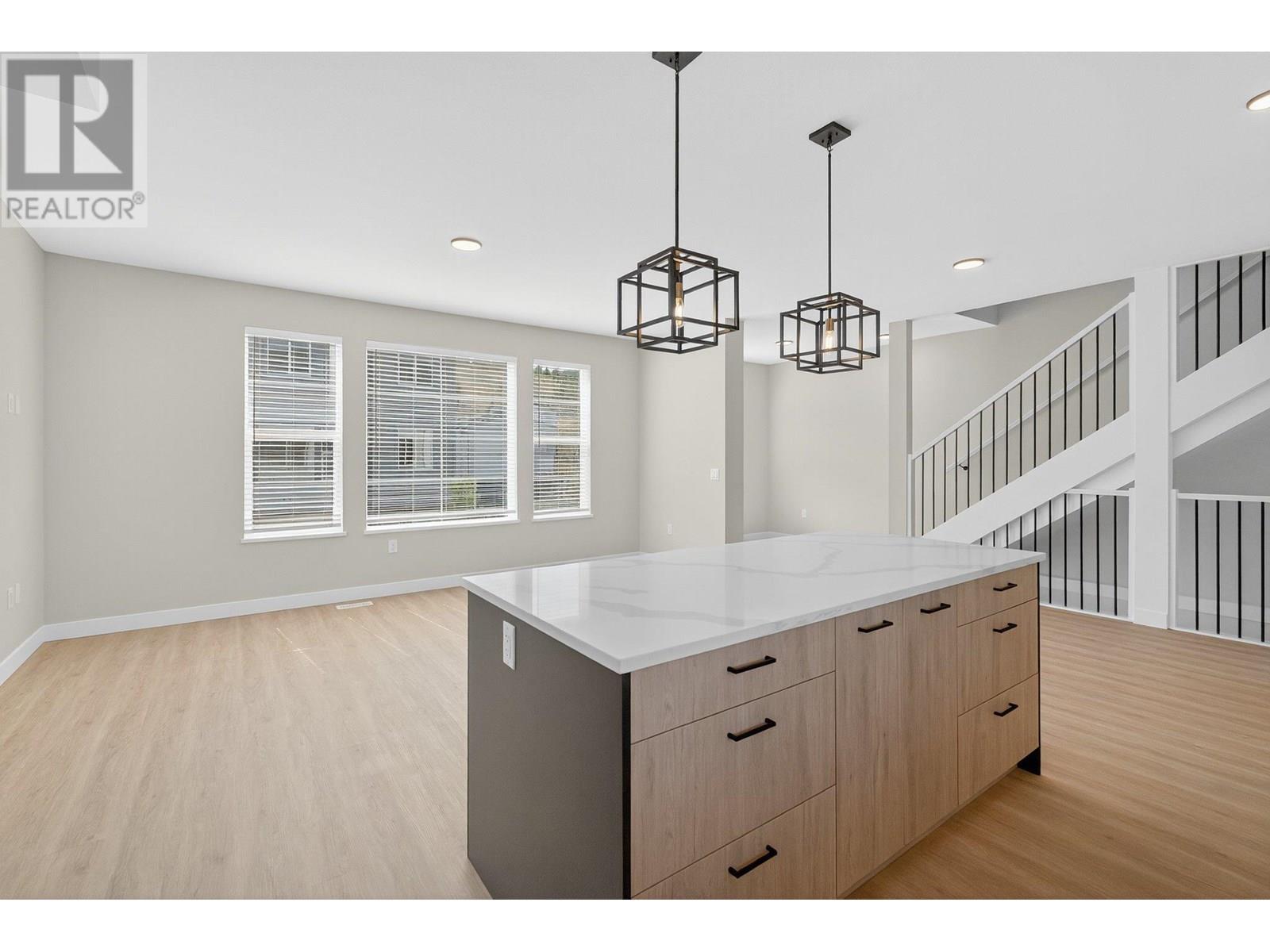 4025 Gellatly Road Unit# 201, West Kelowna, British Columbia  V4T 0E6 - Photo 5 - 10351723