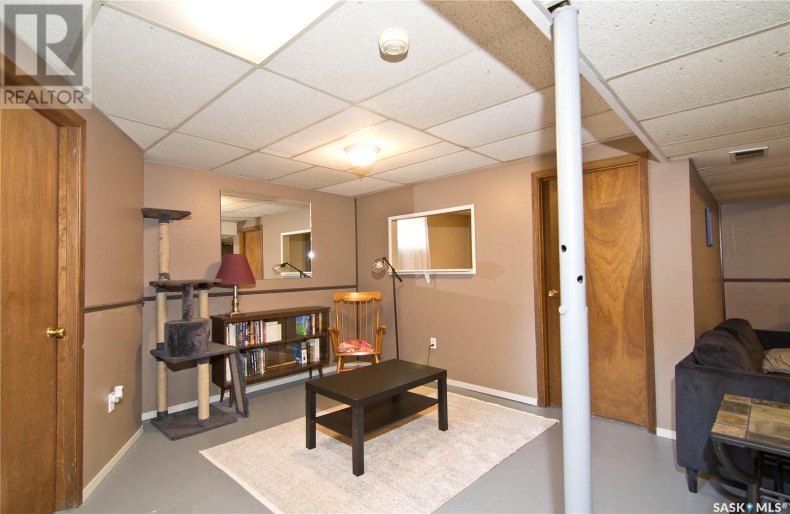 3127 Jenkins Drive E, Regina, Saskatchewan  S4S 5N6 - Photo 12 - SK008230