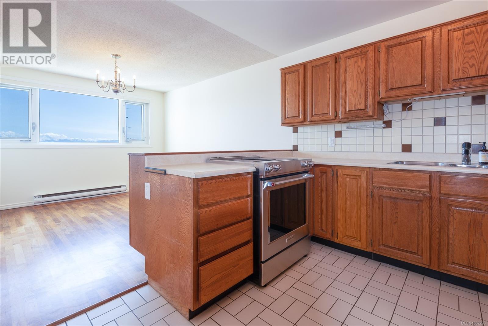 503 1204 Fairfield Rd, Victoria, British Columbia  V8V 3B2 - Photo 15 - 1002298