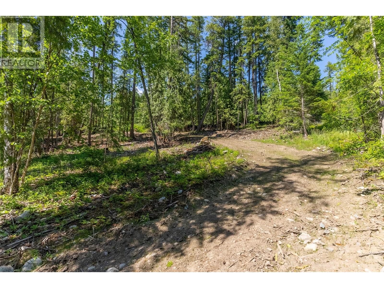 5828 Squilax Anglemont Road, Celista, British Columbia  V0E 1M6 - Photo 24 - 10347730