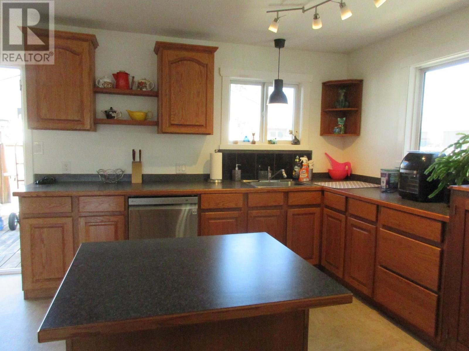 2563 Coutlee Avenue, Merritt, British Columbia  V1K 1B8 - Photo 16 - 10351643