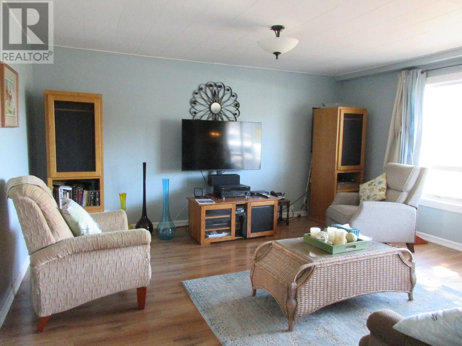 2563 Coutlee Avenue, Merritt, British Columbia  V1K 1B8 - Photo 2 - 10351643