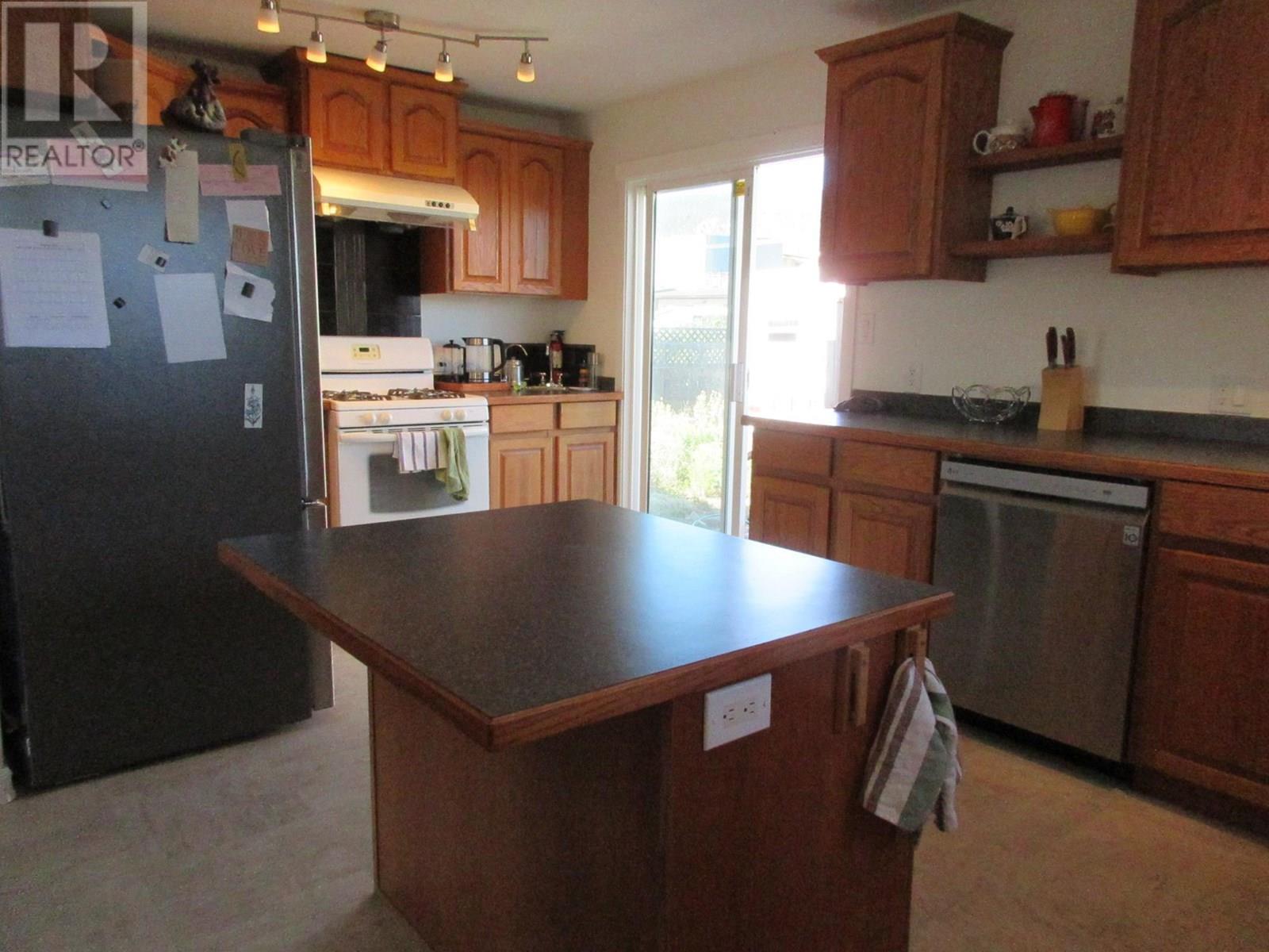 2563 Coutlee Avenue, Merritt, British Columbia  V1K 1B8 - Photo 15 - 10351643