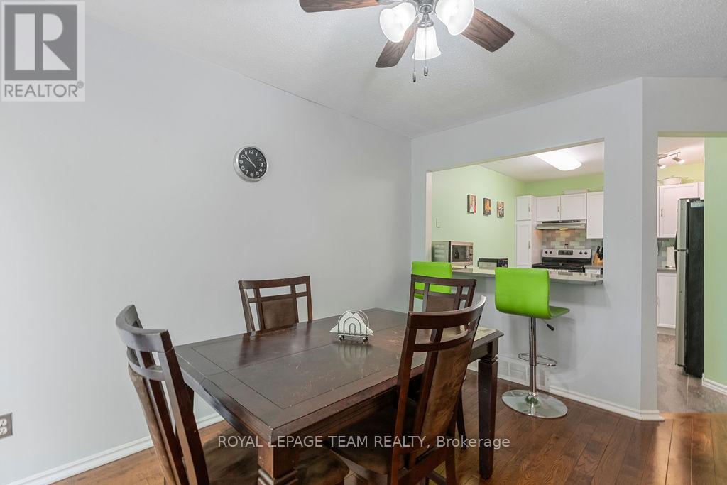 80 Pickwick Drive, Ottawa, Ontario  K2J 3E2 - Photo 12 - X12211153