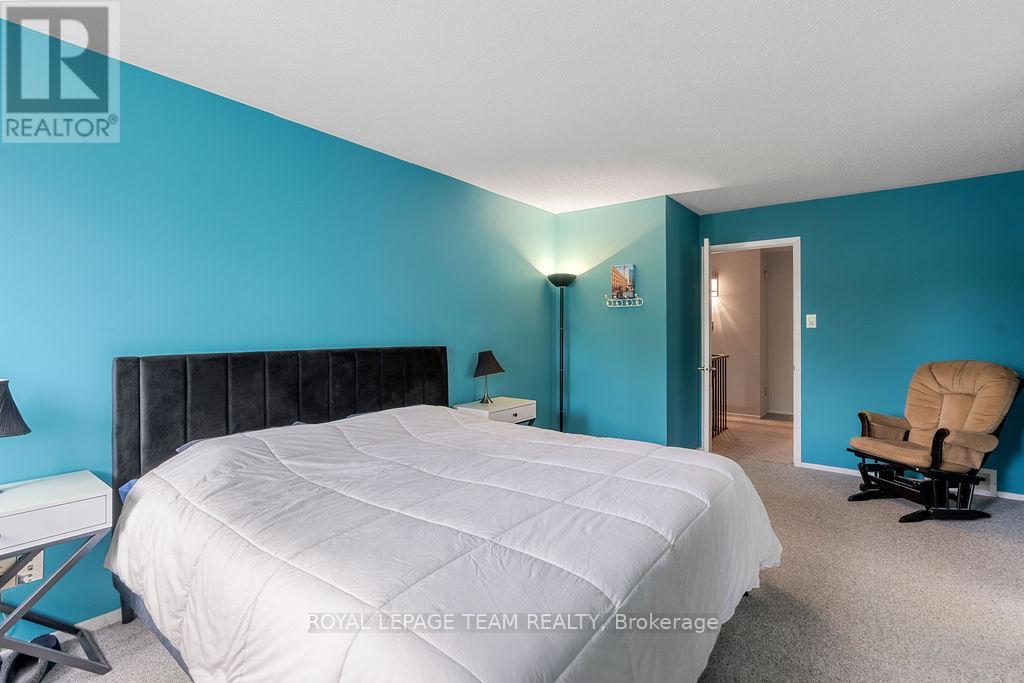 80 Pickwick Drive, Ottawa, Ontario  K2J 3E2 - Photo 26 - X12211153
