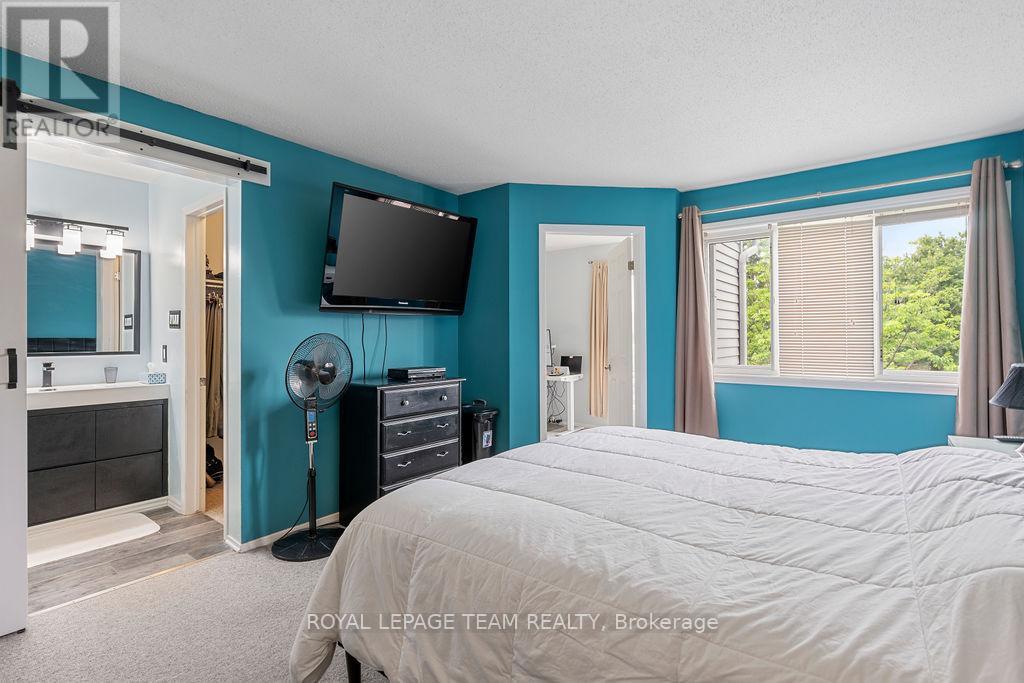 80 Pickwick Drive, Ottawa, Ontario  K2J 3E2 - Photo 27 - X12211153