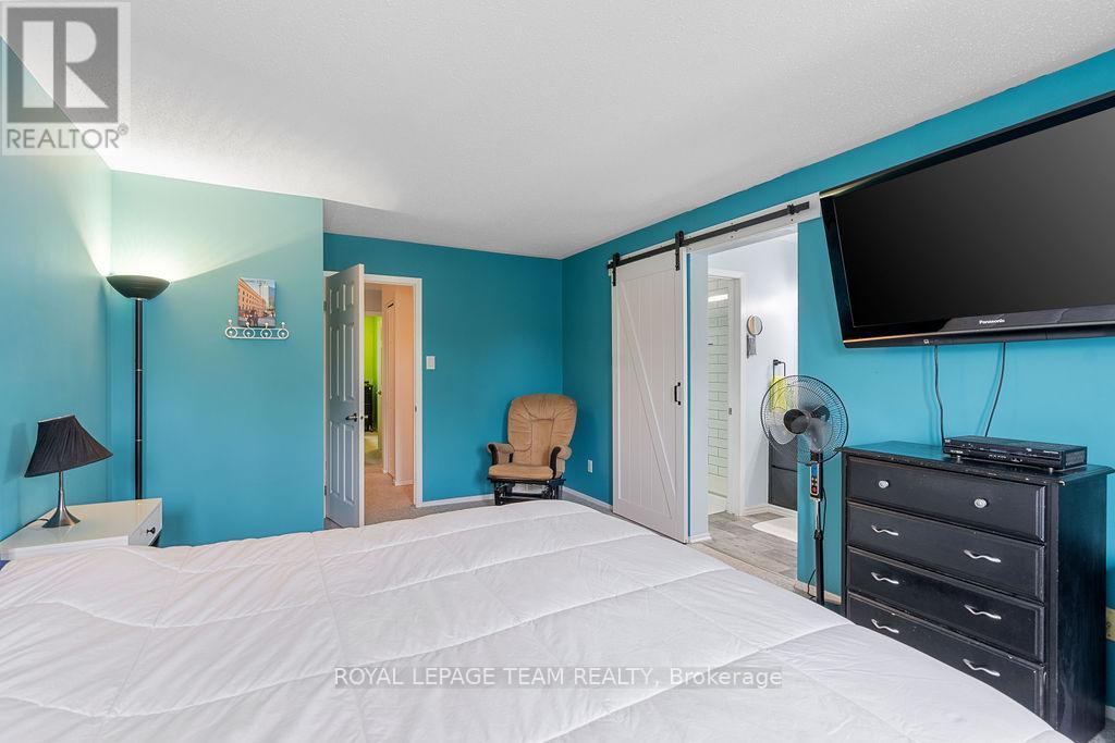 80 Pickwick Drive, Ottawa, Ontario  K2J 3E2 - Photo 28 - X12211153