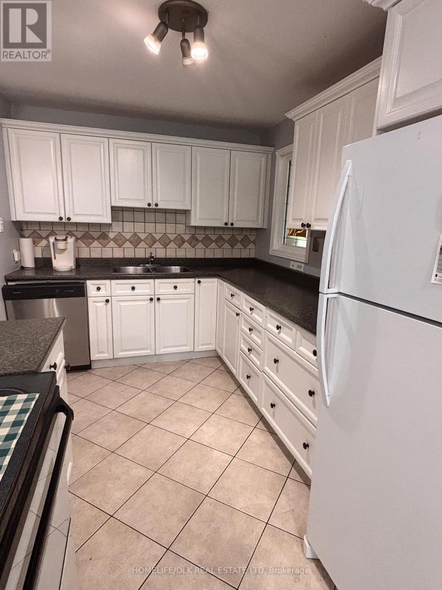 644 Grosvenor Street, London East, Ontario  N5Y 3T4 - Photo 9 - X12189732