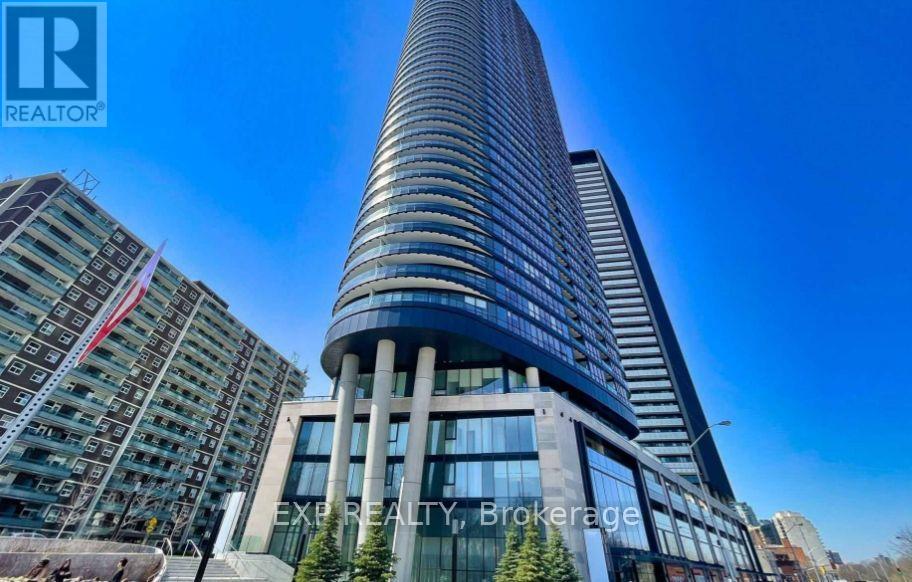 <div class="slider-price">$929,900</div><p>3723 - 585 Bloor Street, Toronto, Ontario</p>