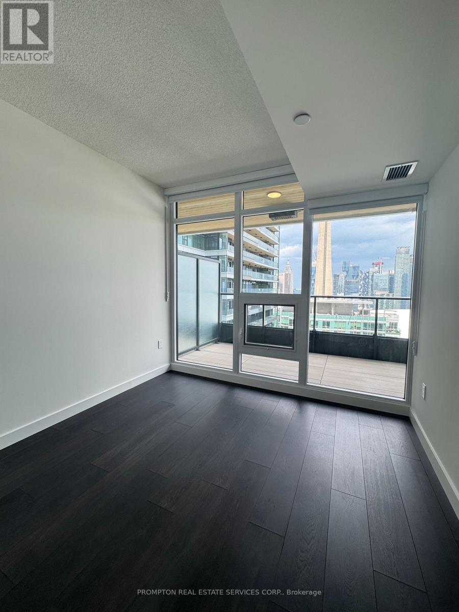 3908 - 3 Concord Cityplace Way, Toronto, Ontario  M5V 0X4 - Photo 8 - C12211149