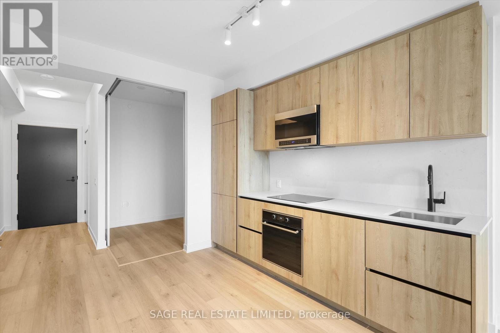2208 - 117 Broadway Avenue, Toronto, Ontario  M4P 1V3 - Photo 10 - C12211164