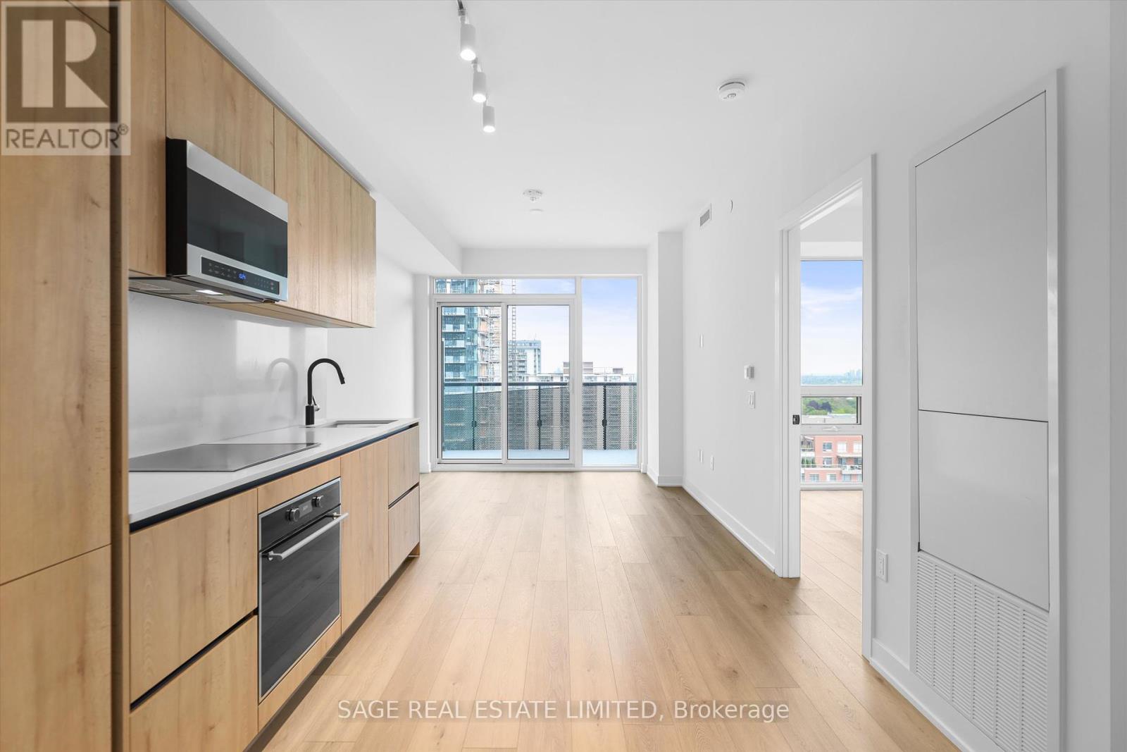 2208 - 117 Broadway Avenue, Toronto, Ontario  M4P 1V3 - Photo 11 - C12211164