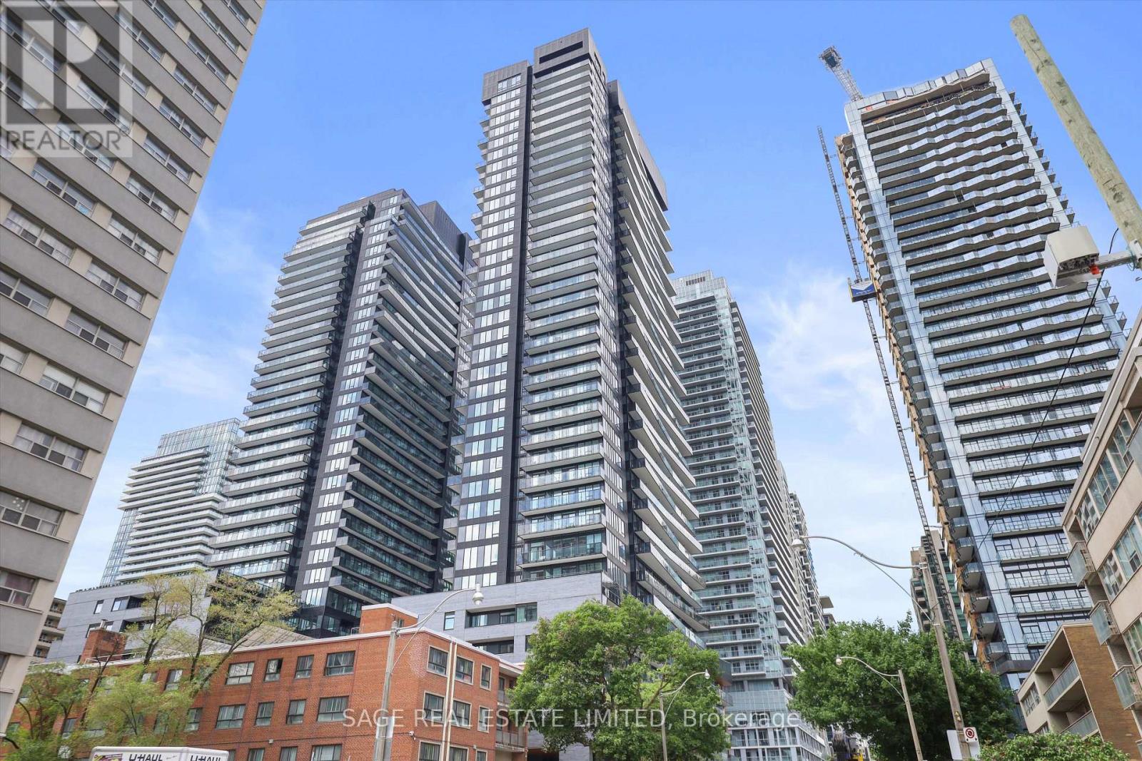 2208 - 117 Broadway Avenue, Toronto, Ontario  M4P 1V3 - Photo 33 - C12211164