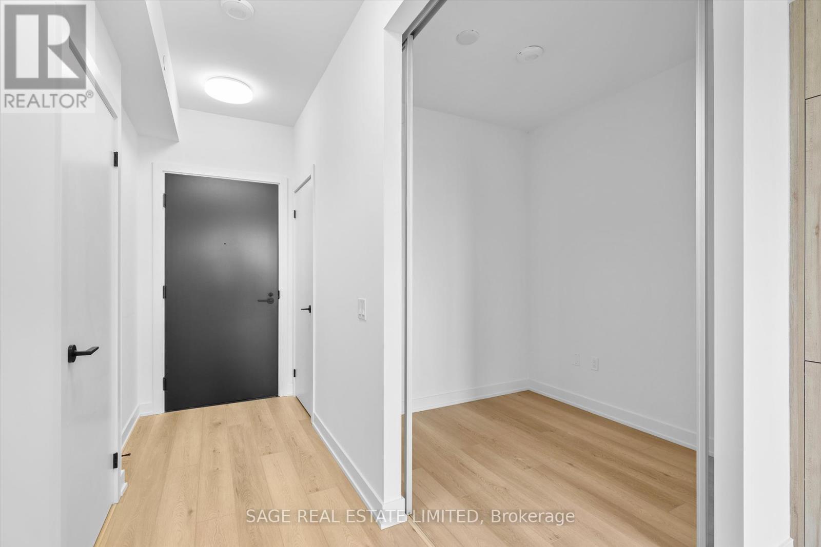 2208 - 117 Broadway Avenue, Toronto, Ontario  M4P 1V3 - Photo 6 - C12211164
