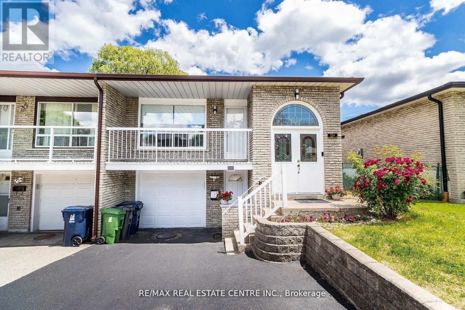 114 SEXTON CRESCENT, Toronto, Ontario