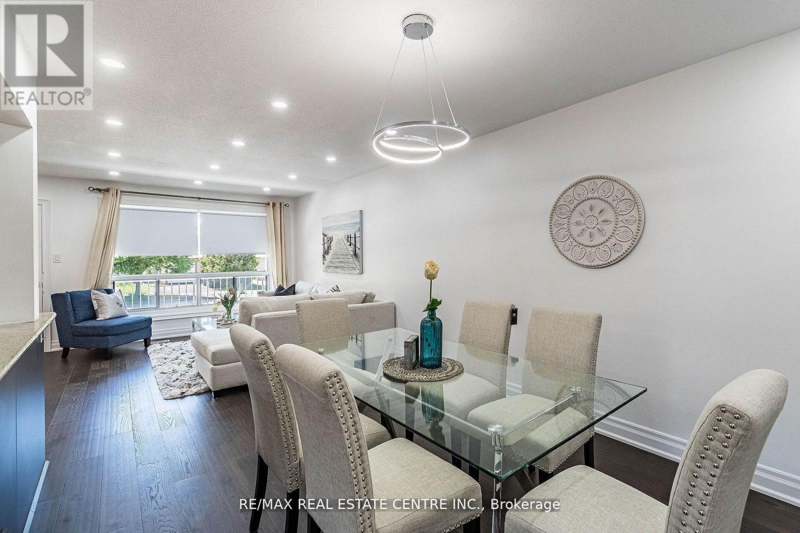 114 Sexton Crescent, Toronto, Ontario  M2H 2L6 - Photo 11 - C12211192