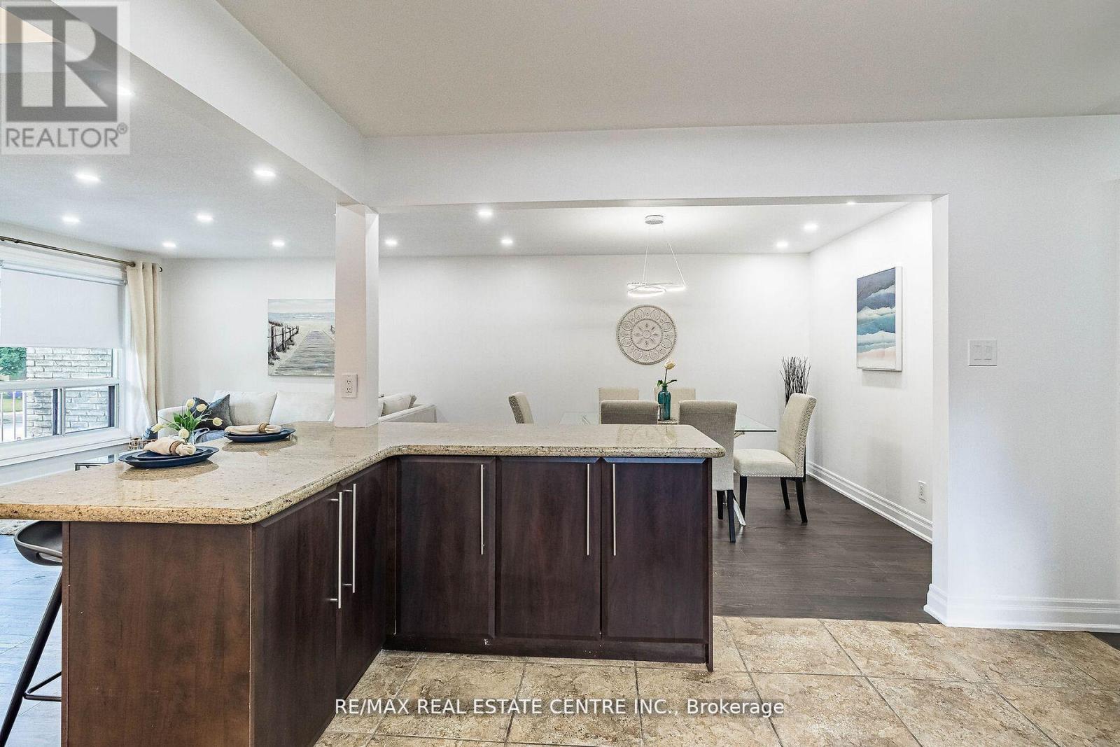 114 Sexton Crescent, Toronto, Ontario  M2H 2L6 - Photo 14 - C12211192