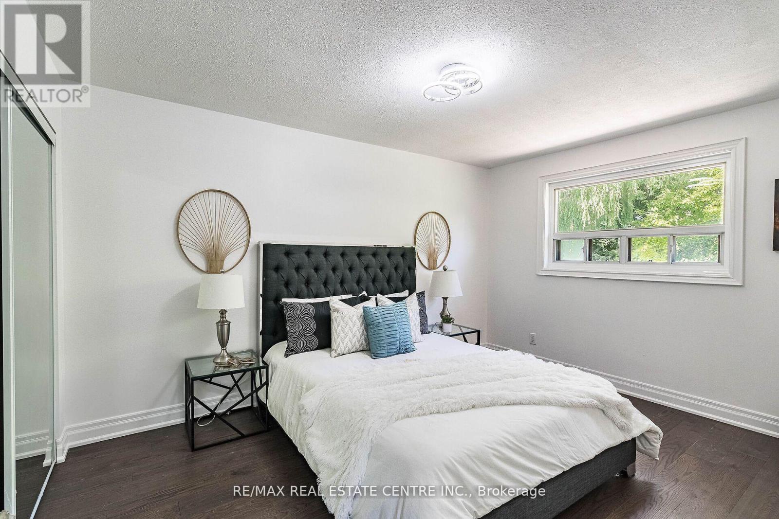 114 Sexton Crescent, Toronto, Ontario  M2H 2L6 - Photo 17 - C12211192
