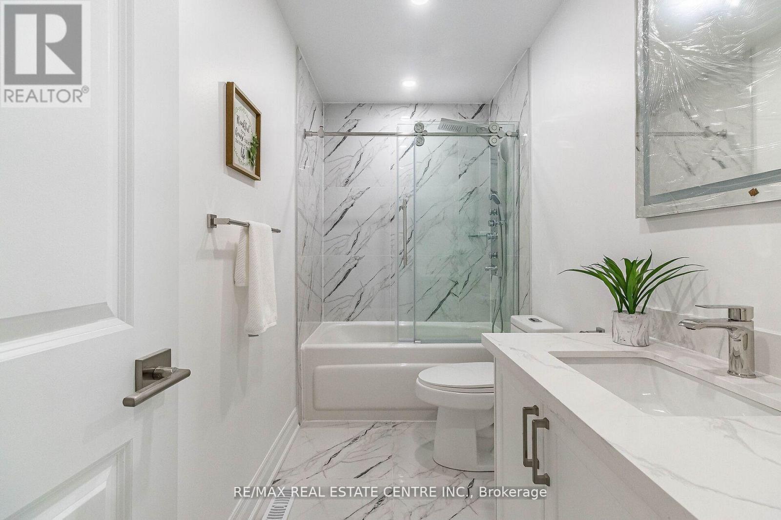114 Sexton Crescent, Toronto, Ontario  M2H 2L6 - Photo 22 - C12211192