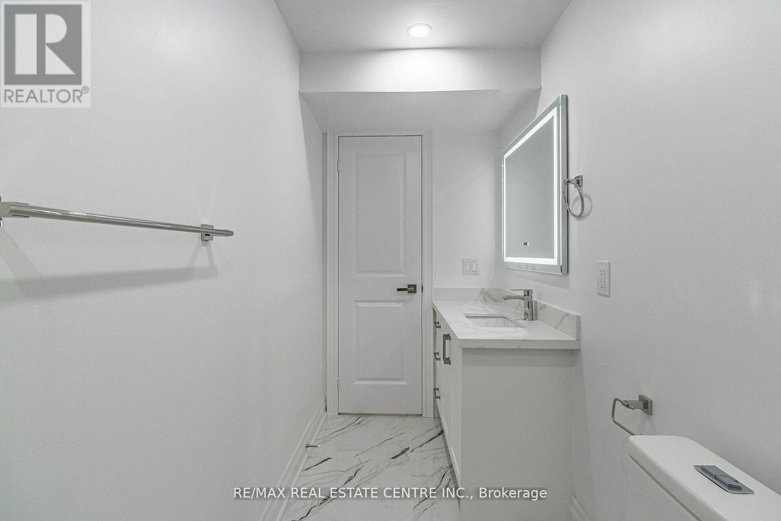 114 Sexton Crescent, Toronto, Ontario  M2H 2L6 - Photo 32 - C12211192
