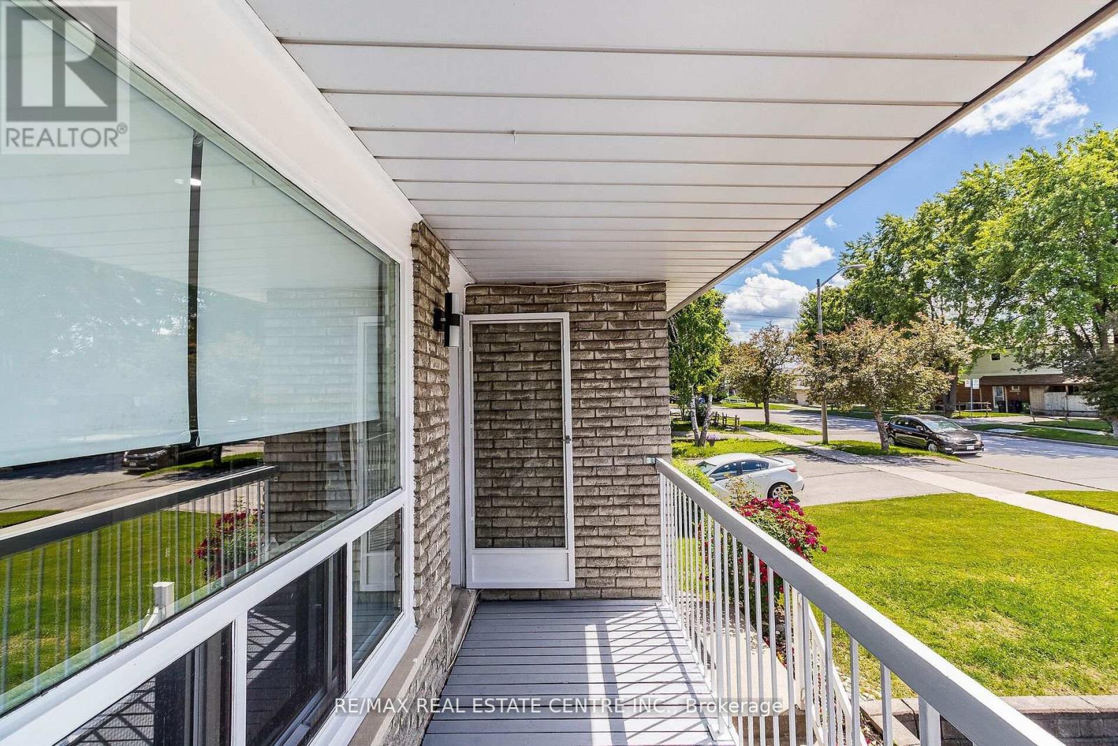 114 Sexton Crescent, Toronto, Ontario  M2H 2L6 - Photo 33 - C12211192