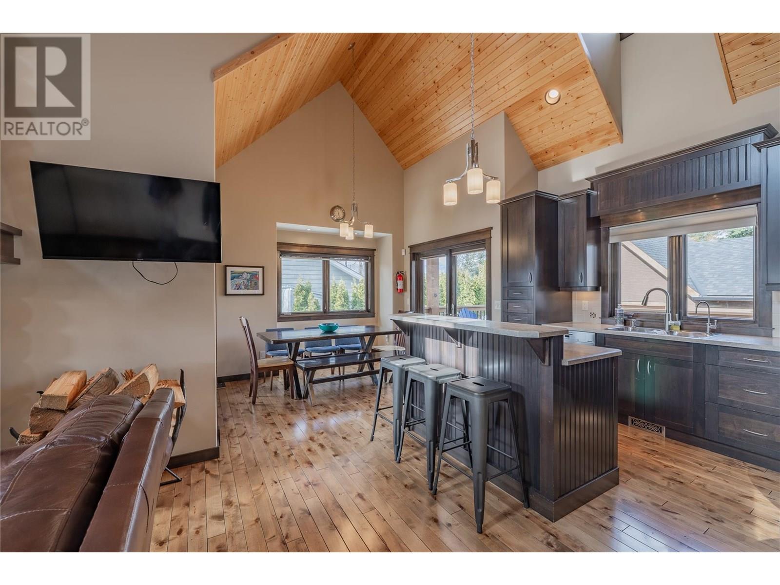 4707 Galena Street, Windermere, British Columbia  V0B 2L2 - Photo 17 - 10338540