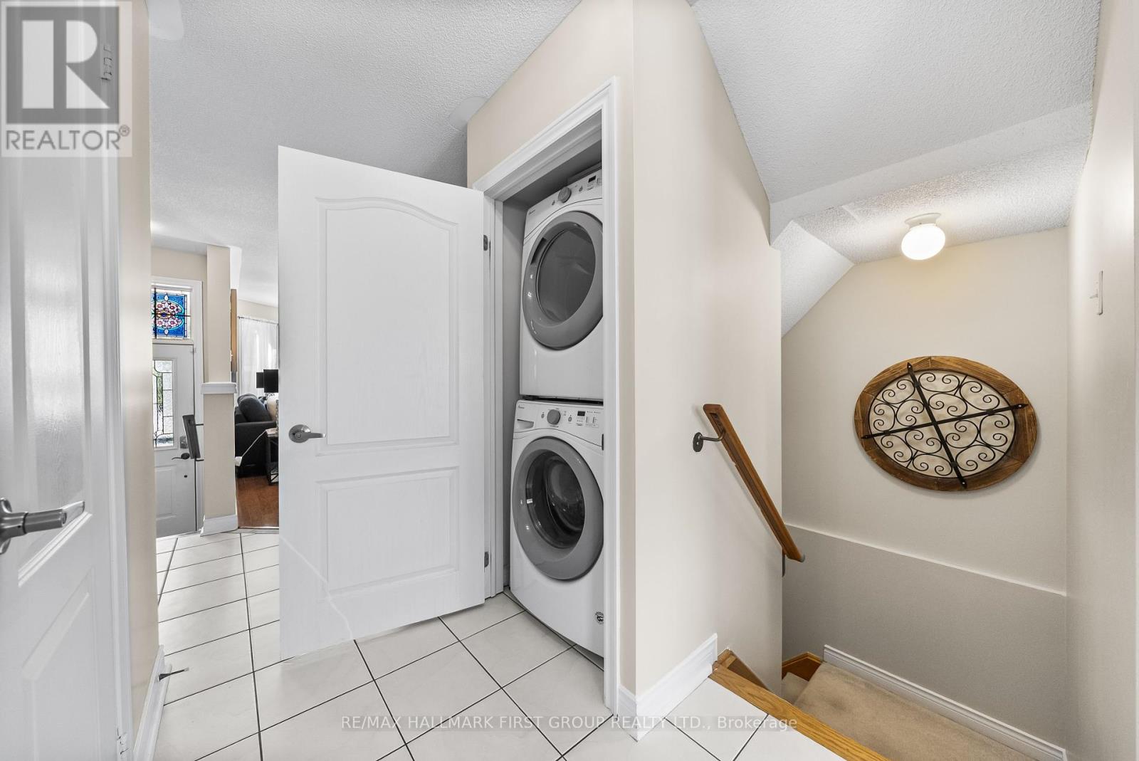 74 Dooley Crescent, Ajax, Ontario  L1T 4J2 - Photo 7 - E12211180