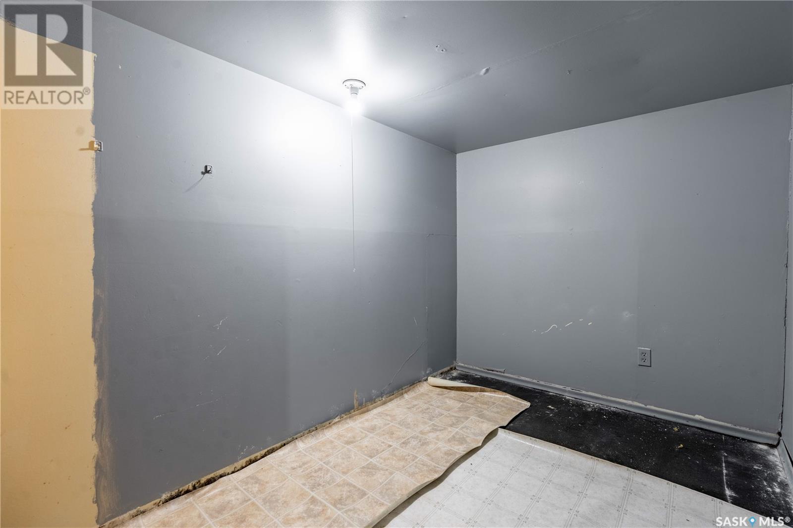 1715 St John Street, Regina, Saskatchewan  S4P 1R8 - Photo 36 - SK008998