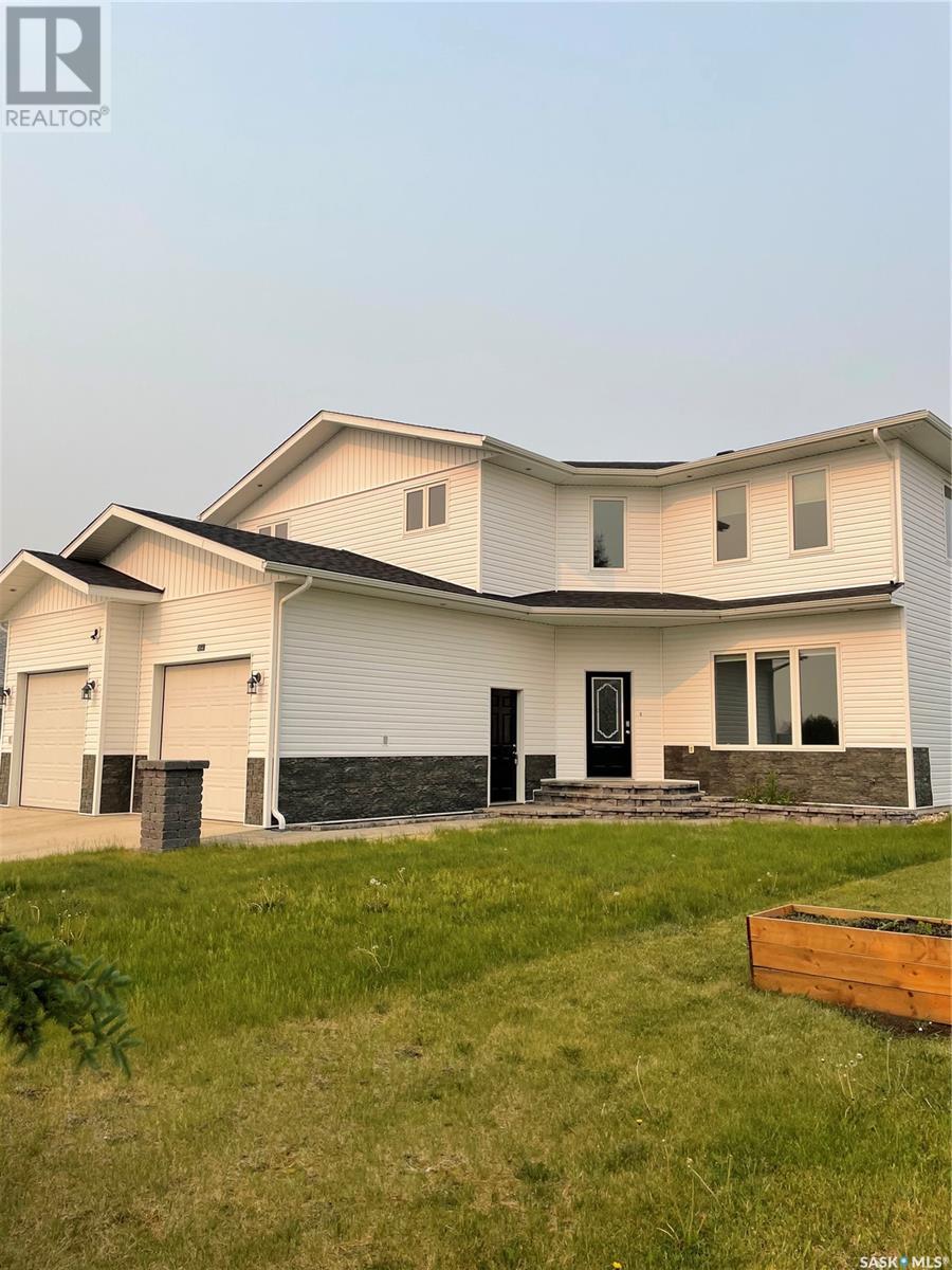 589 Nicholson DRIVE, Carrot River, Saskatchewan