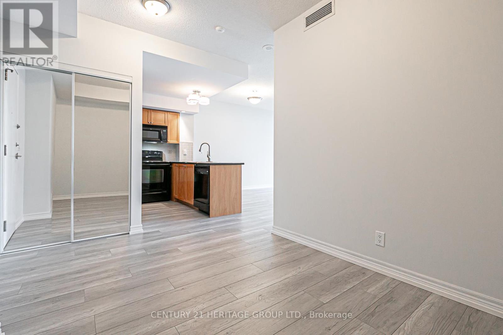 905 - 33 Cox Boulevard, Markham, Ontario  L3R 8A6 - Photo 12 - N12211142