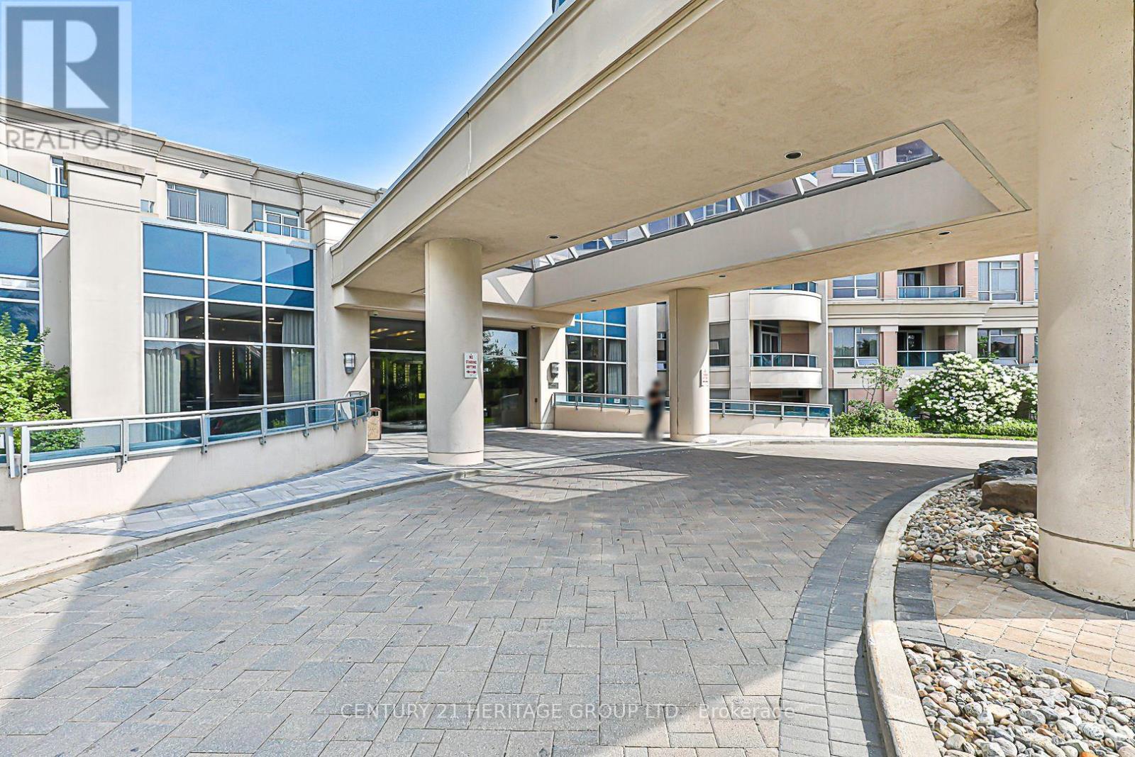 905 - 33 Cox Boulevard, Markham, Ontario  L3R 8A6 - Photo 5 - N12211142