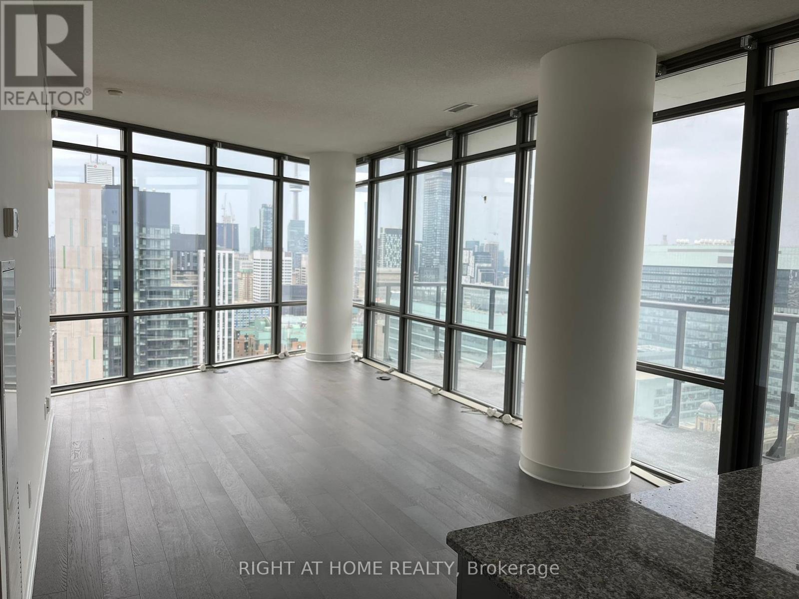 2910 - 832 Bay Street, Toronto, Ontario  M5S 1Z6 - Photo 5 - C12204686