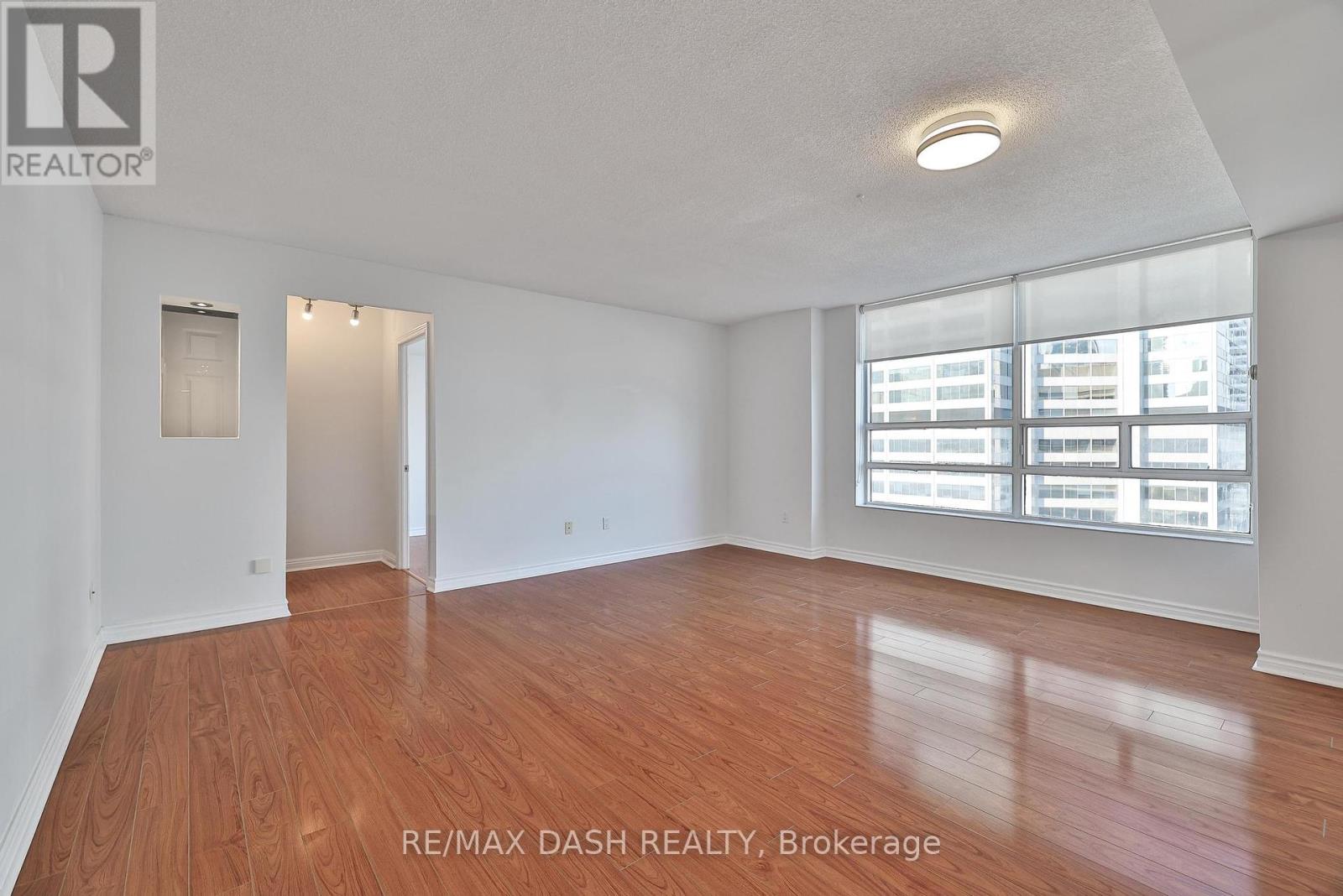 2004 - 71 Simcoe Street, Toronto, Ontario  M5J 2S9 - Photo 14 - C12210122