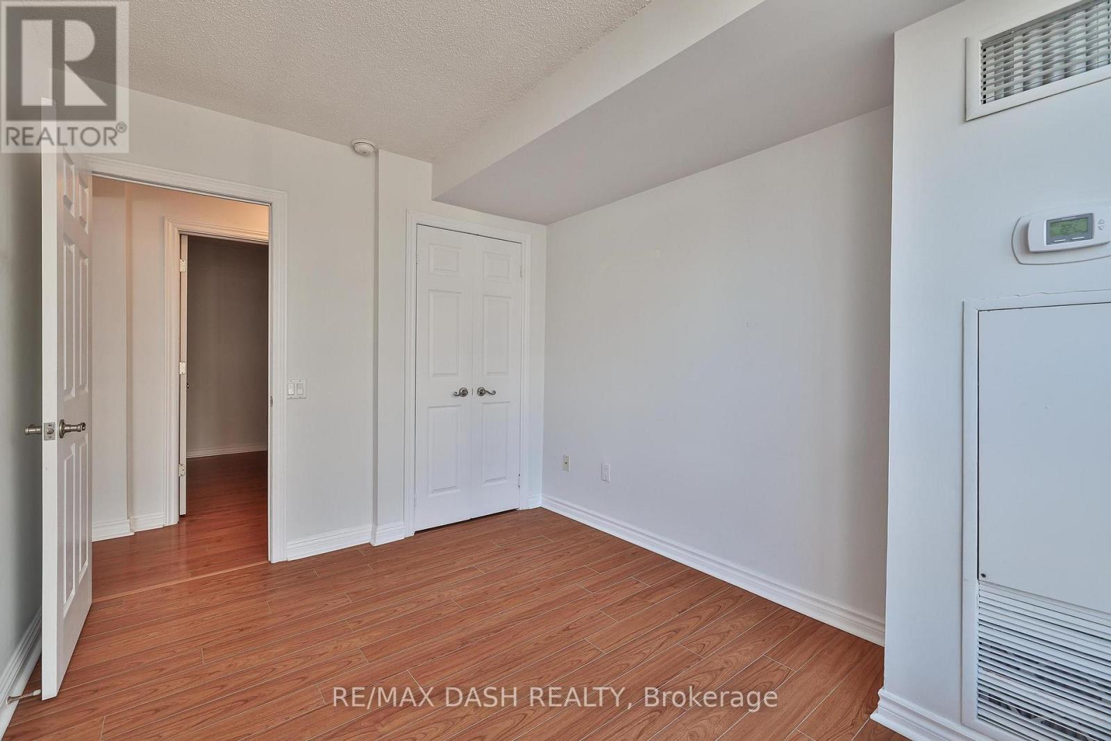 2004 - 71 Simcoe Street, Toronto, Ontario  M5J 2S9 - Photo 37 - C12210122
