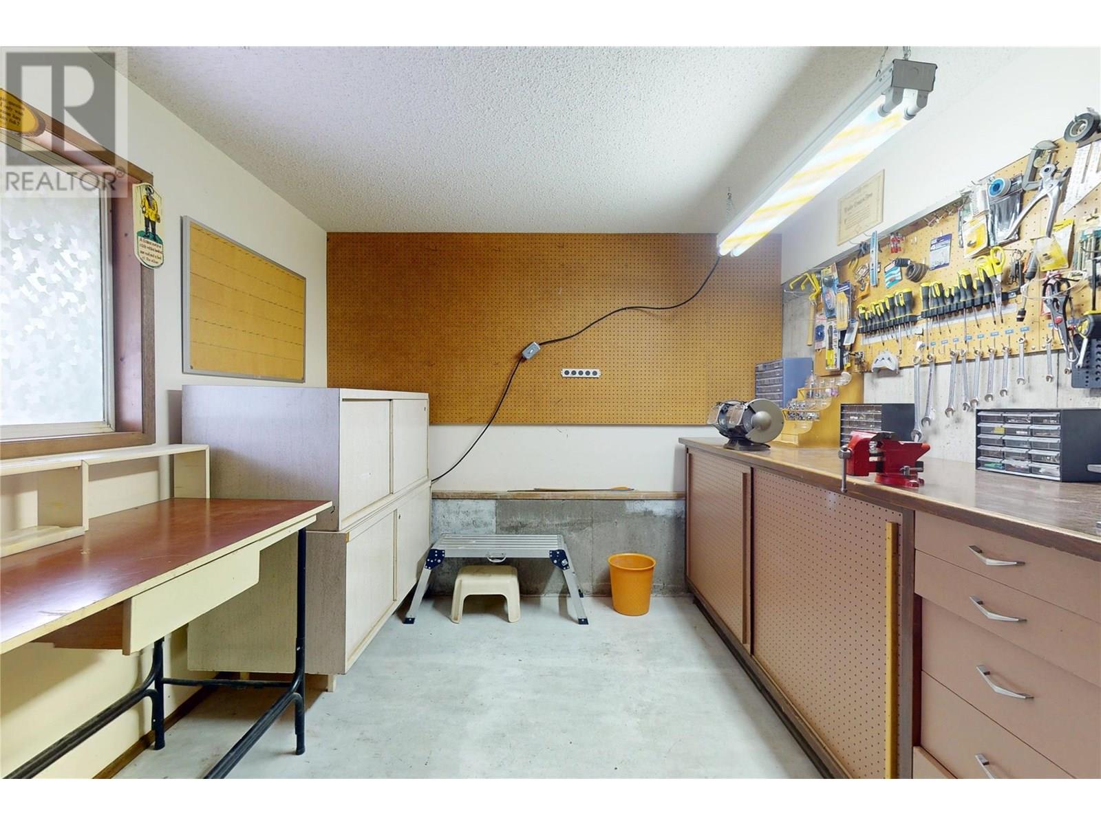 1846 Upland Avenue, Kelowna, British Columbia  V1Y 4G7 - Photo 28 - 10351301