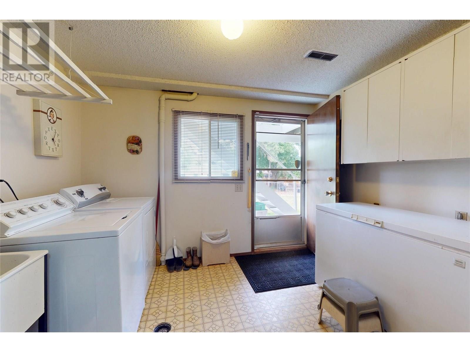 1846 Upland Avenue, Kelowna, British Columbia  V1Y 4G7 - Photo 32 - 10351301