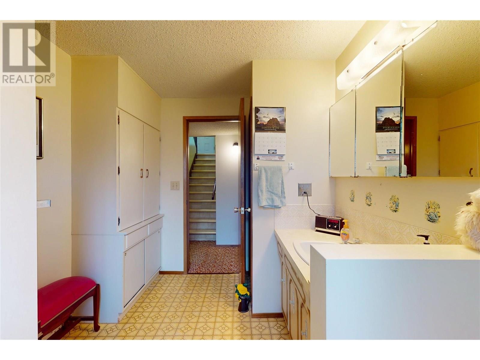 1846 Upland Avenue, Kelowna, British Columbia  V1Y 4G7 - Photo 35 - 10351301