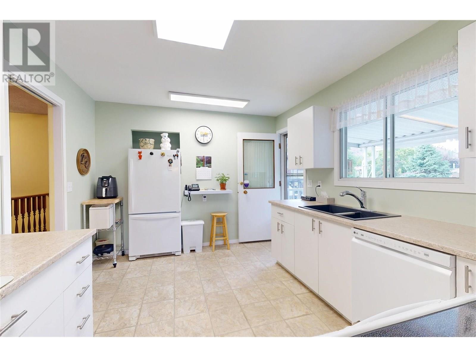 1846 Upland Avenue, Kelowna, British Columbia  V1Y 4G7 - Photo 9 - 10351301