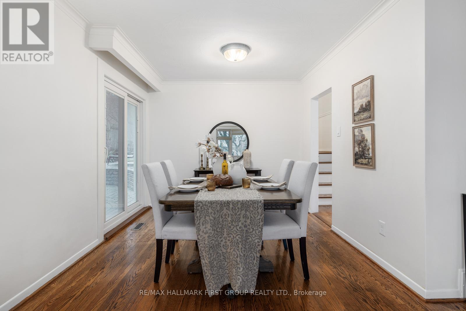 2647 Misener Crescent, Mississauga, Ontario  L5K 1M9 - Photo 8 - W12211139