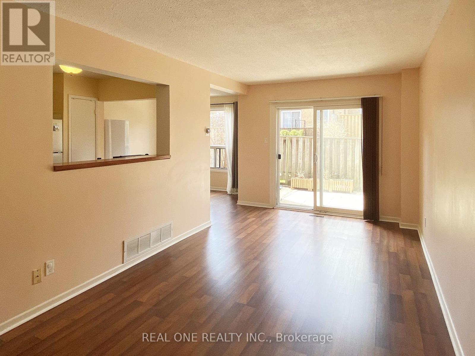 89 - 41 Mississauga Valley Boulevard, Mississauga, Ontario  L5A 3N5 - Photo 4 - W12211143