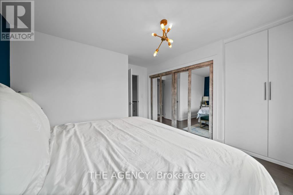 507 Nairn Avenue, Toronto (Caledonia-Fairbank), Ontario  M6E 4J2 - Photo 24 - W12211163