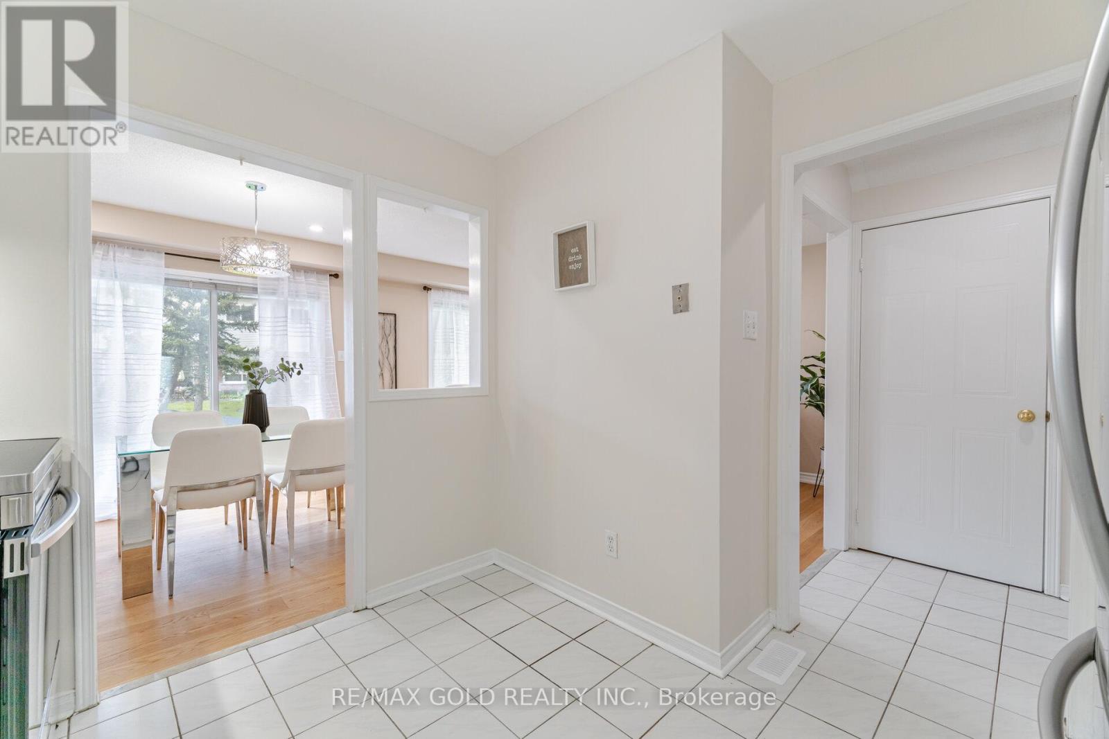 78b - 5305 Glen Erin Drive, Mississauga, Ontario  L5M 5N7 - Photo 12 - W12211171