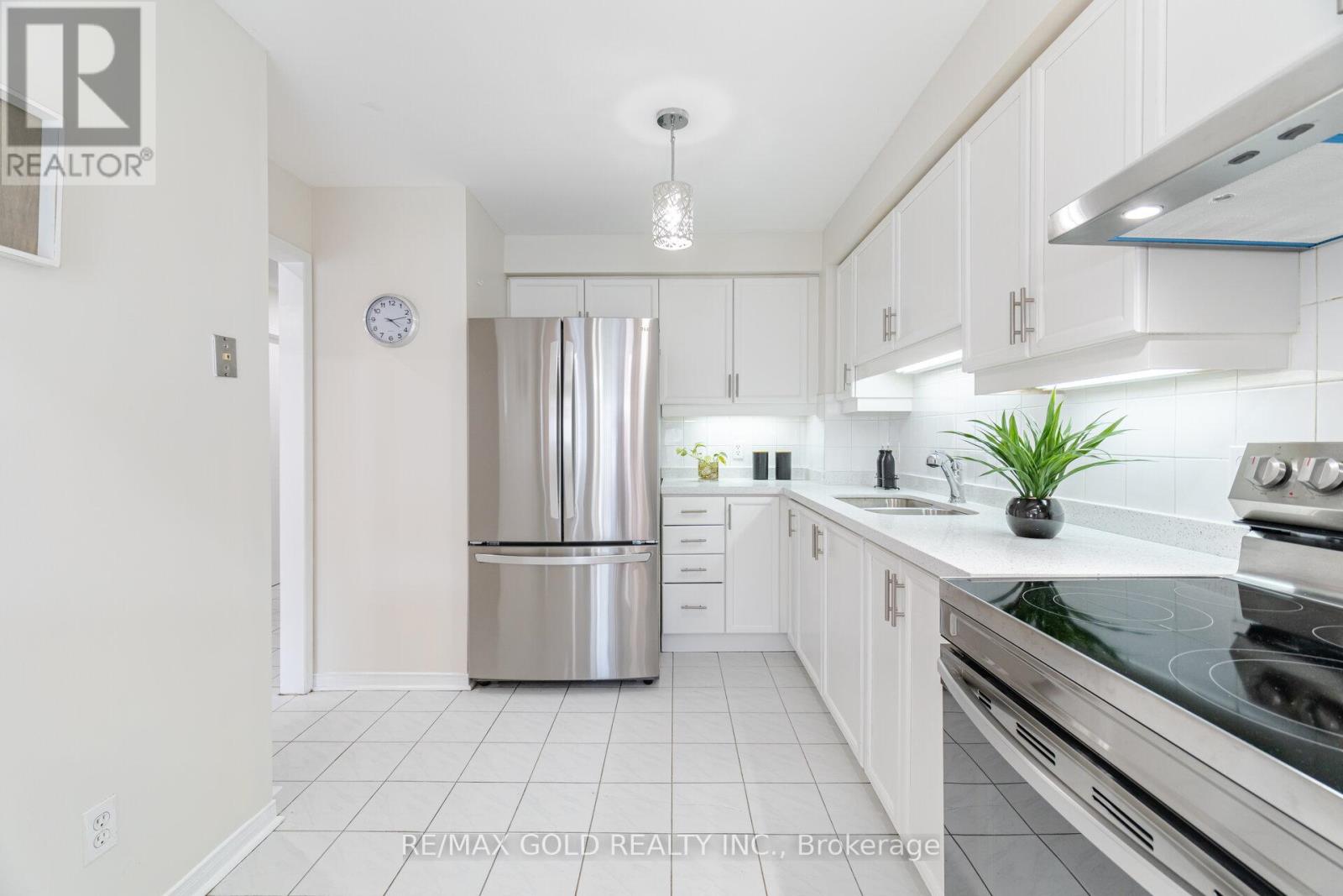 78b - 5305 Glen Erin Drive, Mississauga, Ontario  L5M 5N7 - Photo 5 - W12211171
