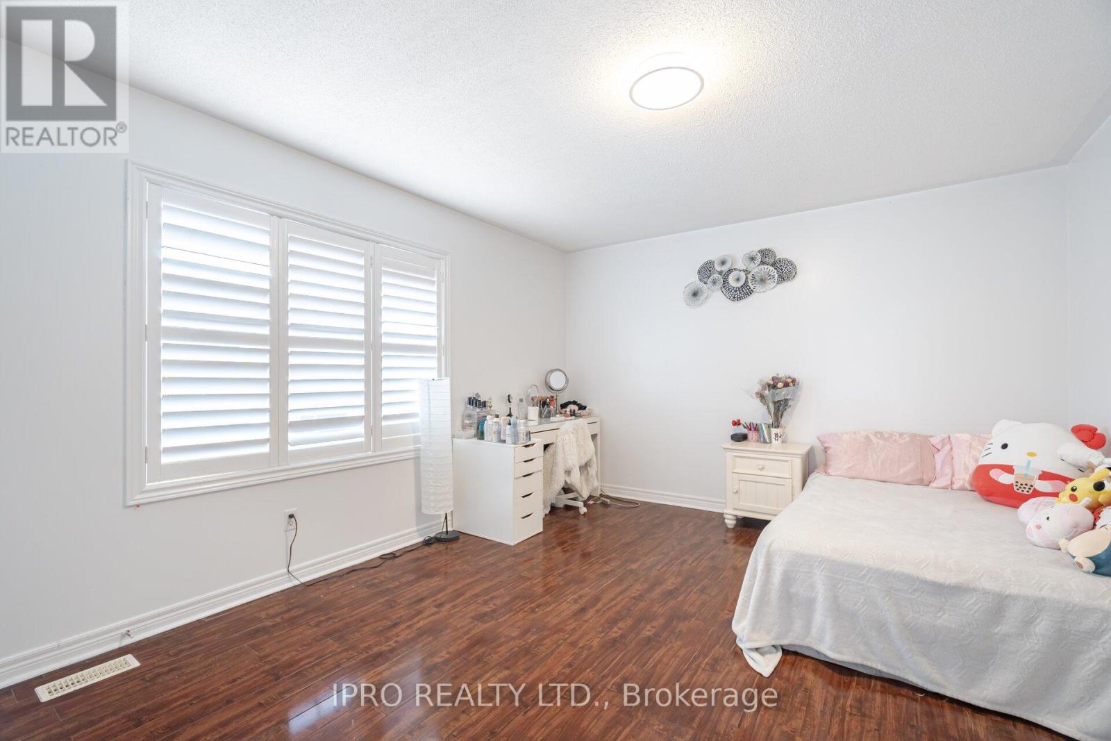 49 Australia Drive, Brampton, Ontario  L6R 3G1 - Photo 32 - W12211190