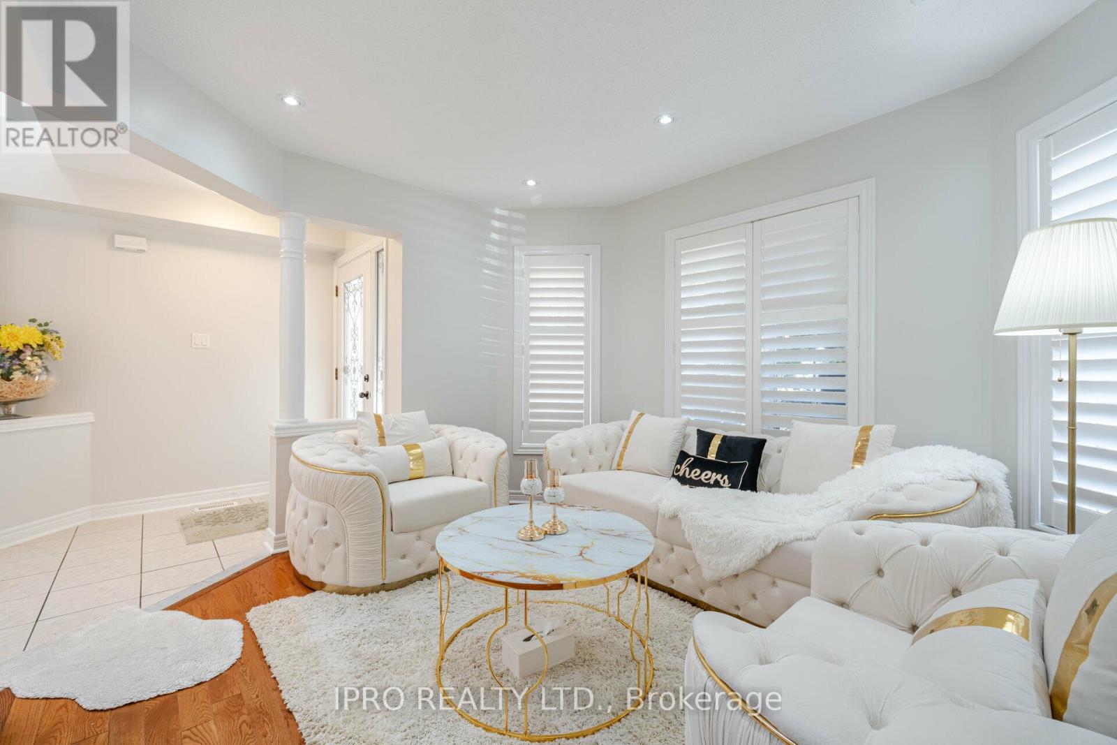 49 Australia Drive, Brampton, Ontario  L6R 3G1 - Photo 9 - W12211190
